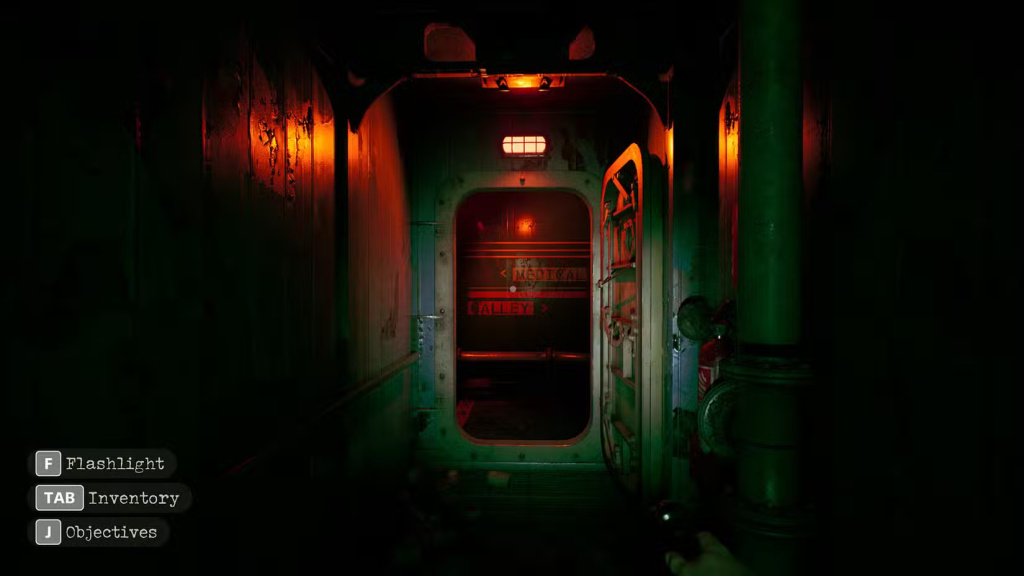 ire-a-prologue-screenshot-of-a-dark-hallway-with-a-closed-door.jpg
